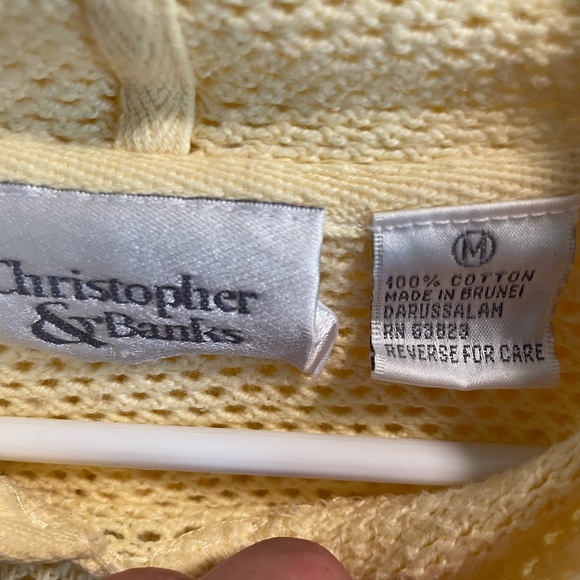 Christopher Banks yellow sweater with hood and pockets sz M like new - Picture 2 of 3
